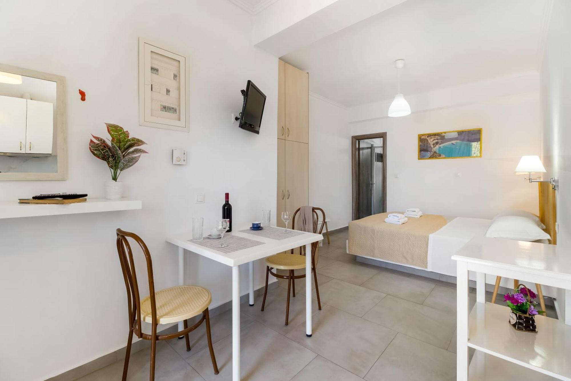 Dionysia Rooms Лефкада Экстерьер фото