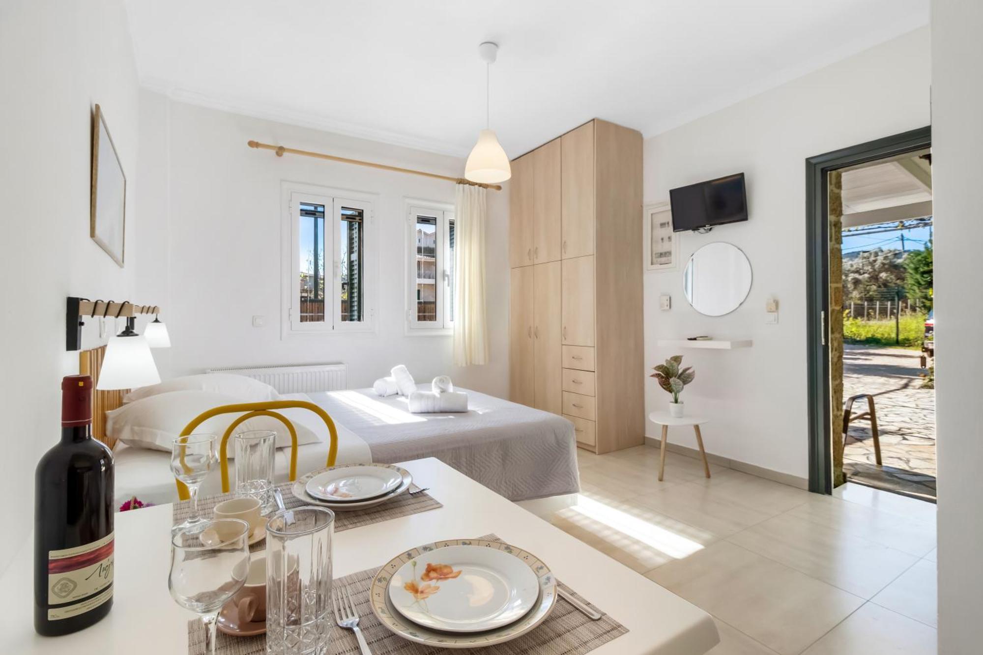 Dionysia Rooms Лефкада Экстерьер фото